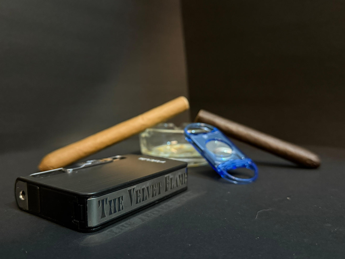 Cigarette Holder With Inbuilt Lighter 3.5 Inch